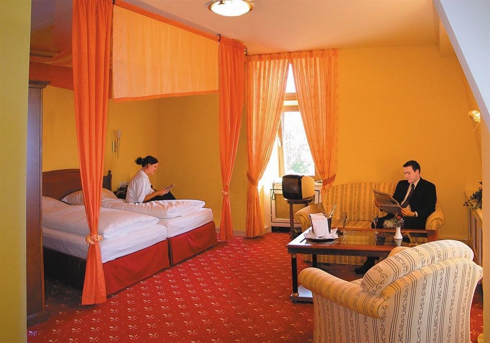 Burghotel Staufenberg Staufenberg  Exteriér fotografie